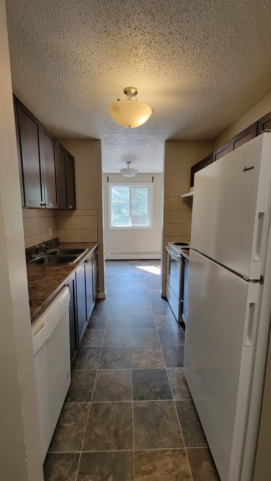 8111 96 StreetBlock B - 331 #331PR - Photo 3 of 7