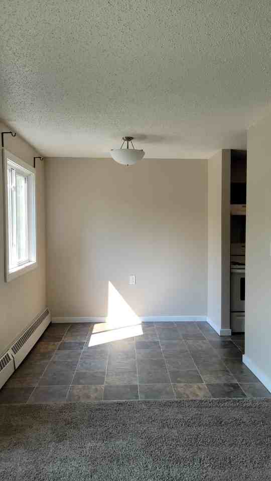 8111 96 StreetBlock B - 331 #331PR - Photo 4 of 7