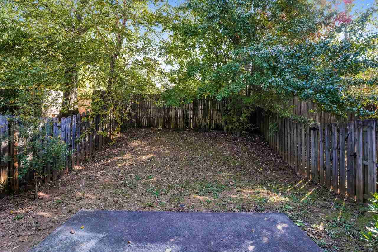 4431 Dallis Ct - Photo 4 of 15