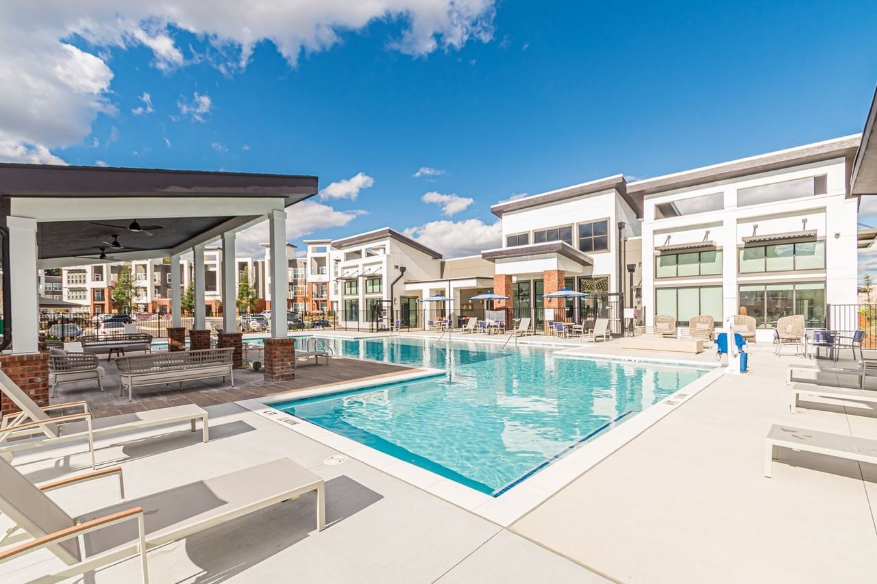 The Paramount - Photo 3 of 40