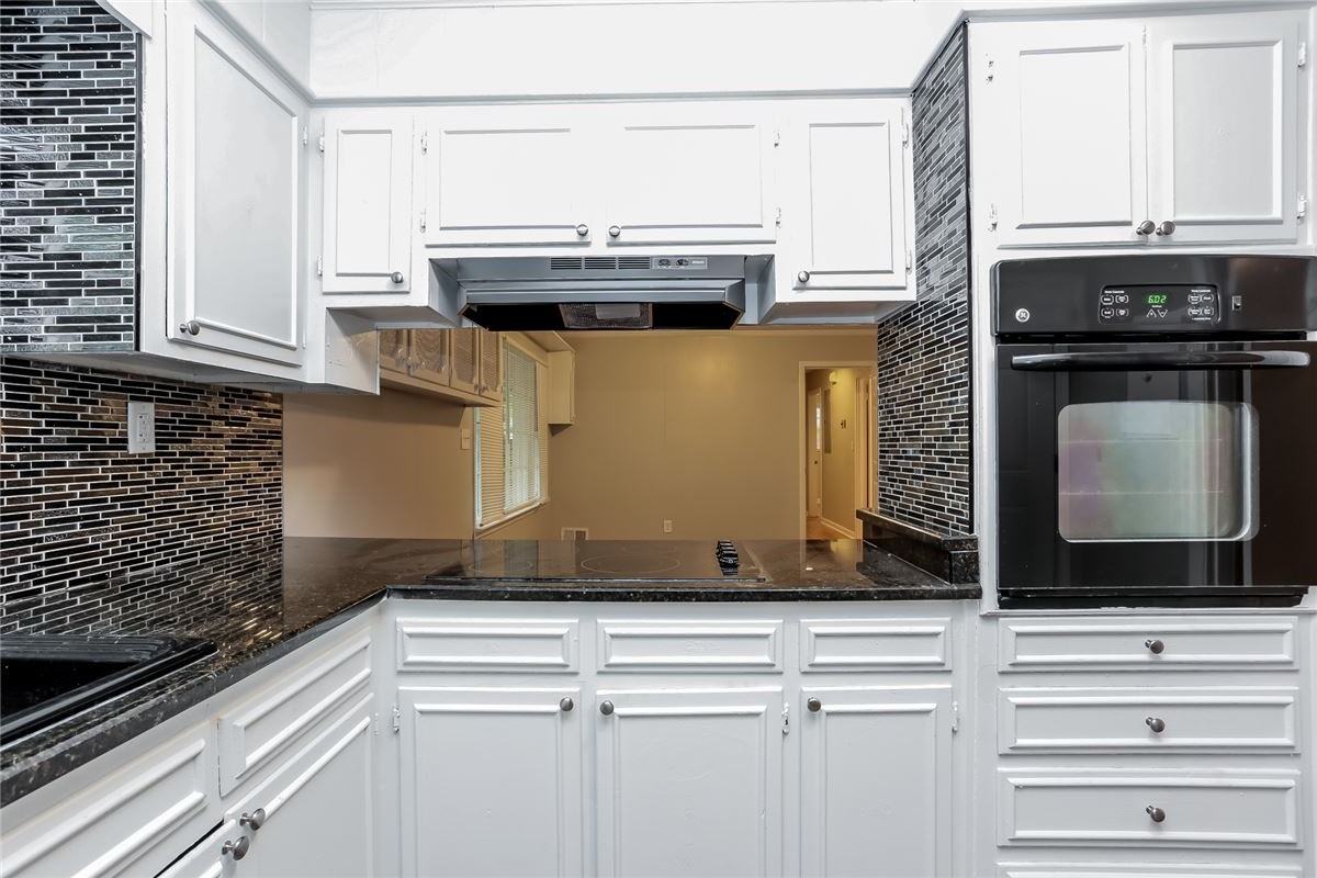4605 Greensprings Rd - Photo 7 of 15