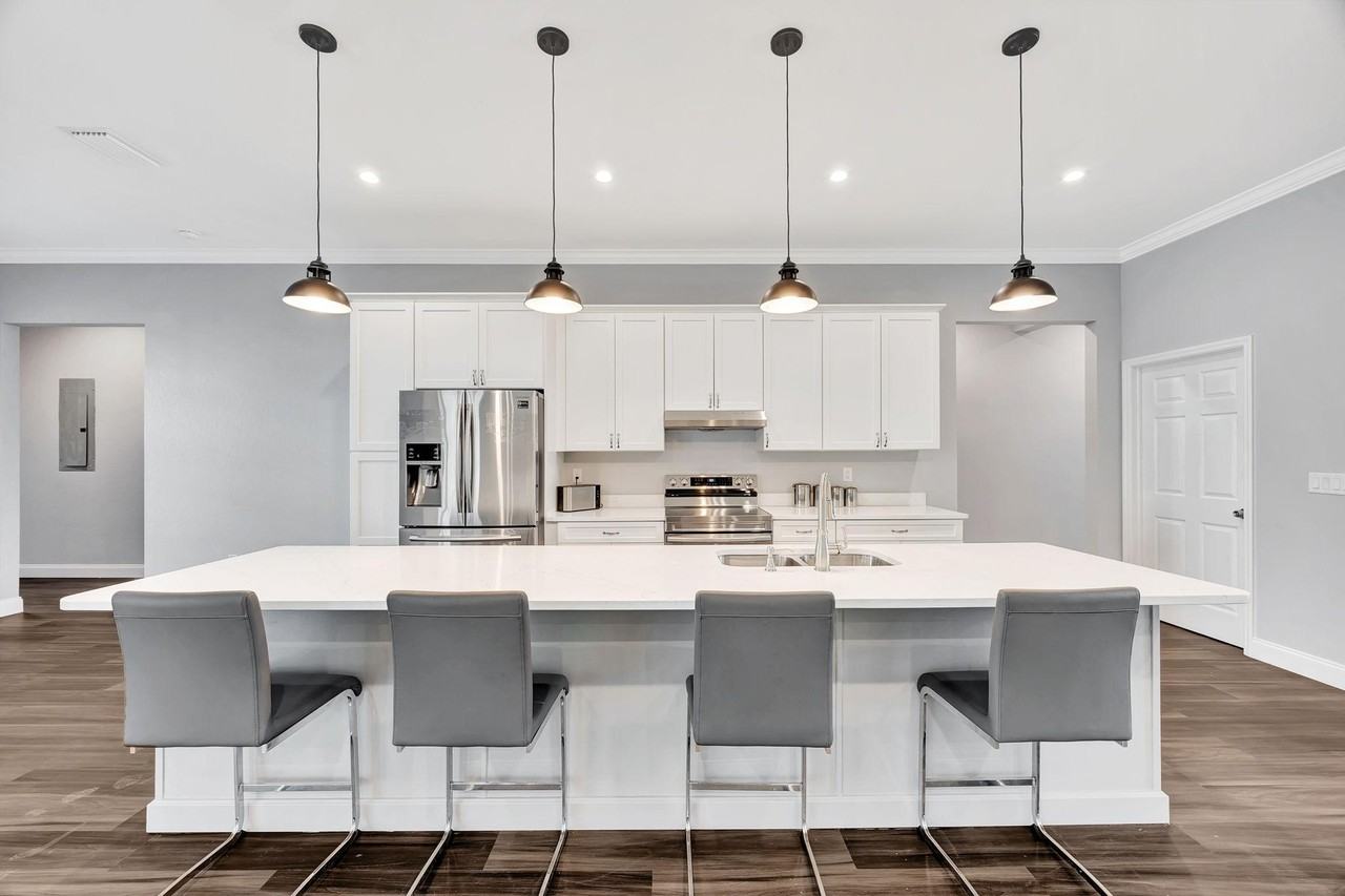 22nd Ave S - Photo 3 of 7