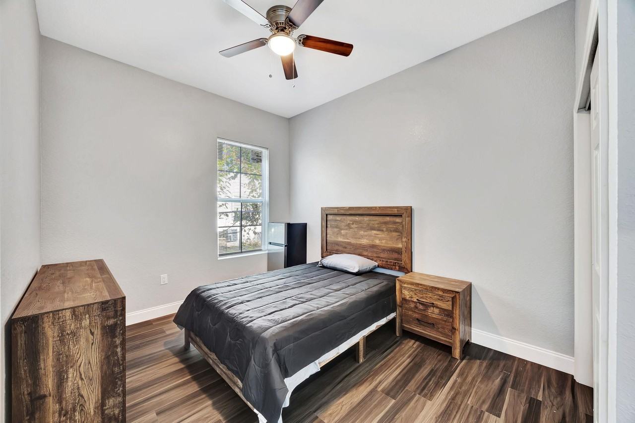 22nd Ave S - Photo 6 of 7