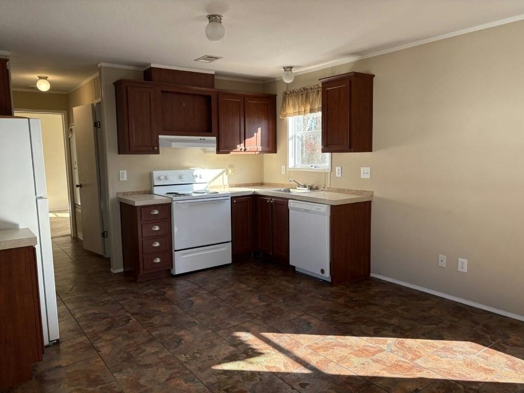 601 Starkey Road #0056 - Photo 4 of 20