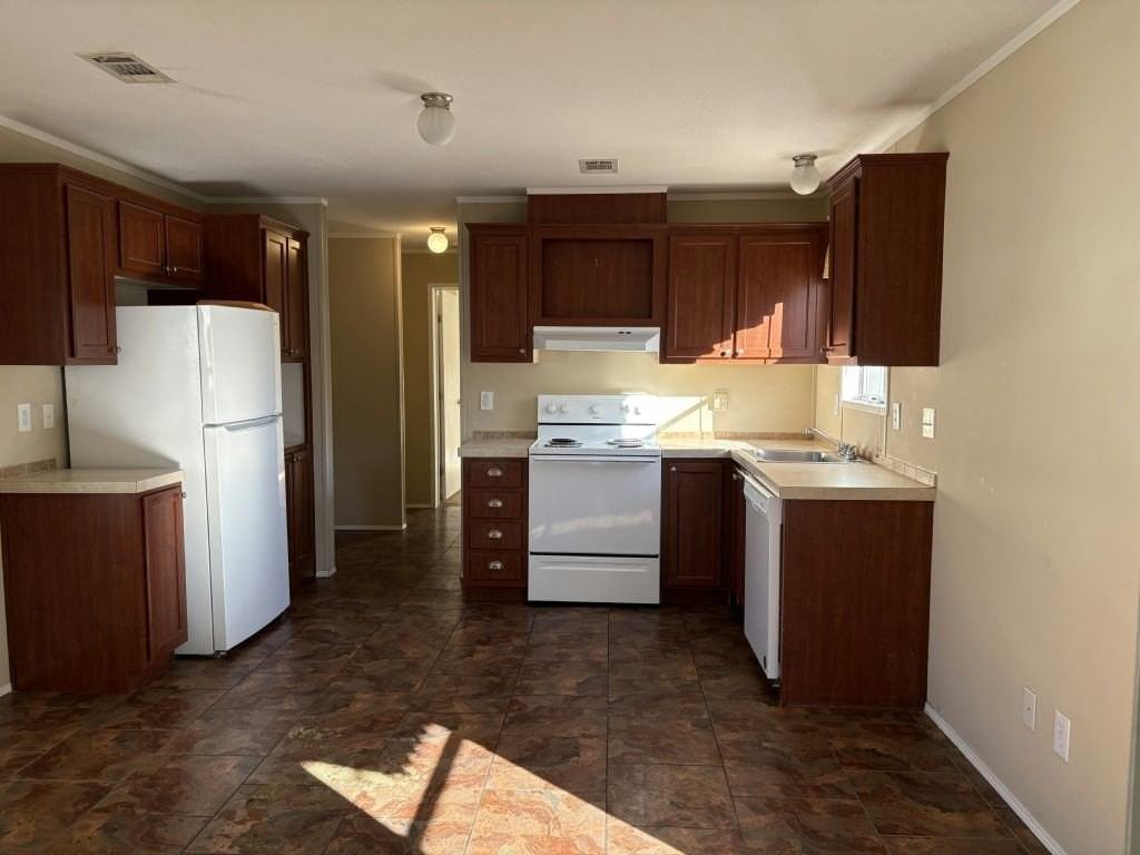 601 Starkey Road #0056 - Photo 6 of 20