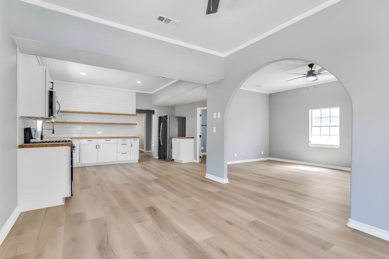 Perez Street - Photo 7 of 14