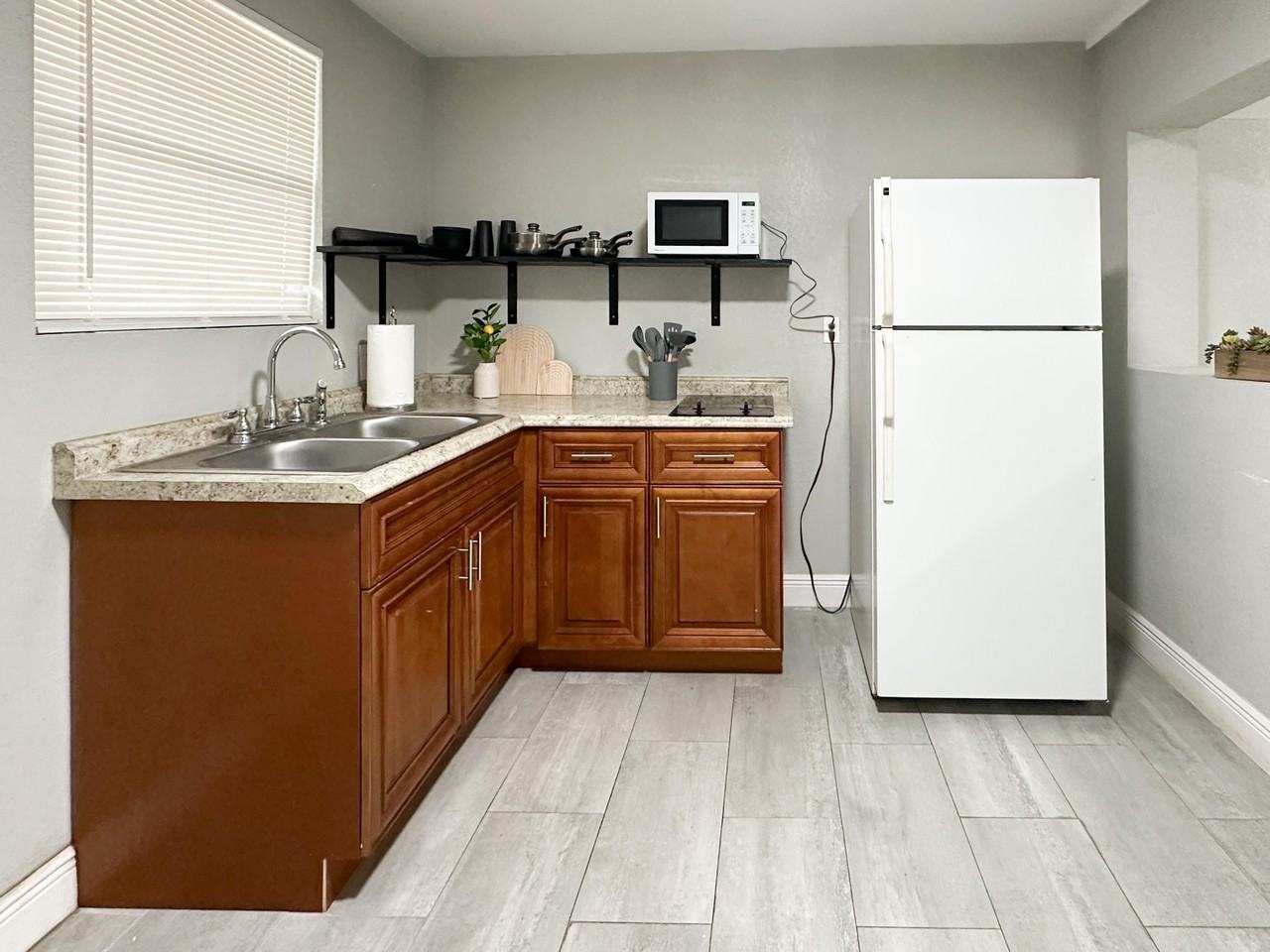 N 19th St - Photo 3 of 10