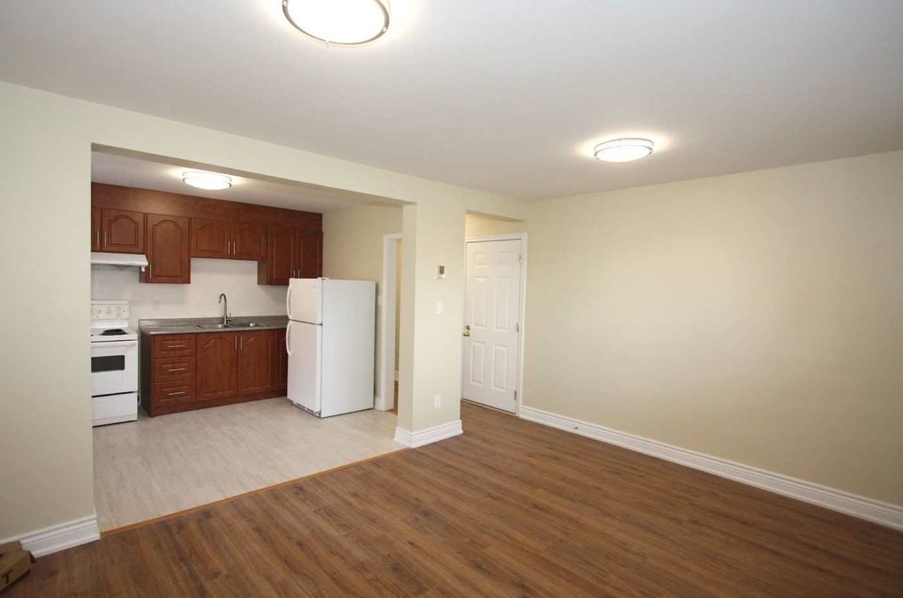 371 Elgin Court #1 - Photo 7 of 9