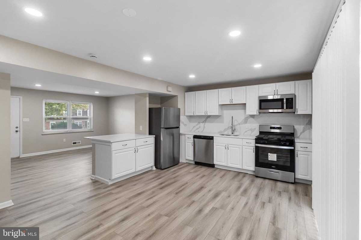 614 Gibson Rd - Photo 3 of 10