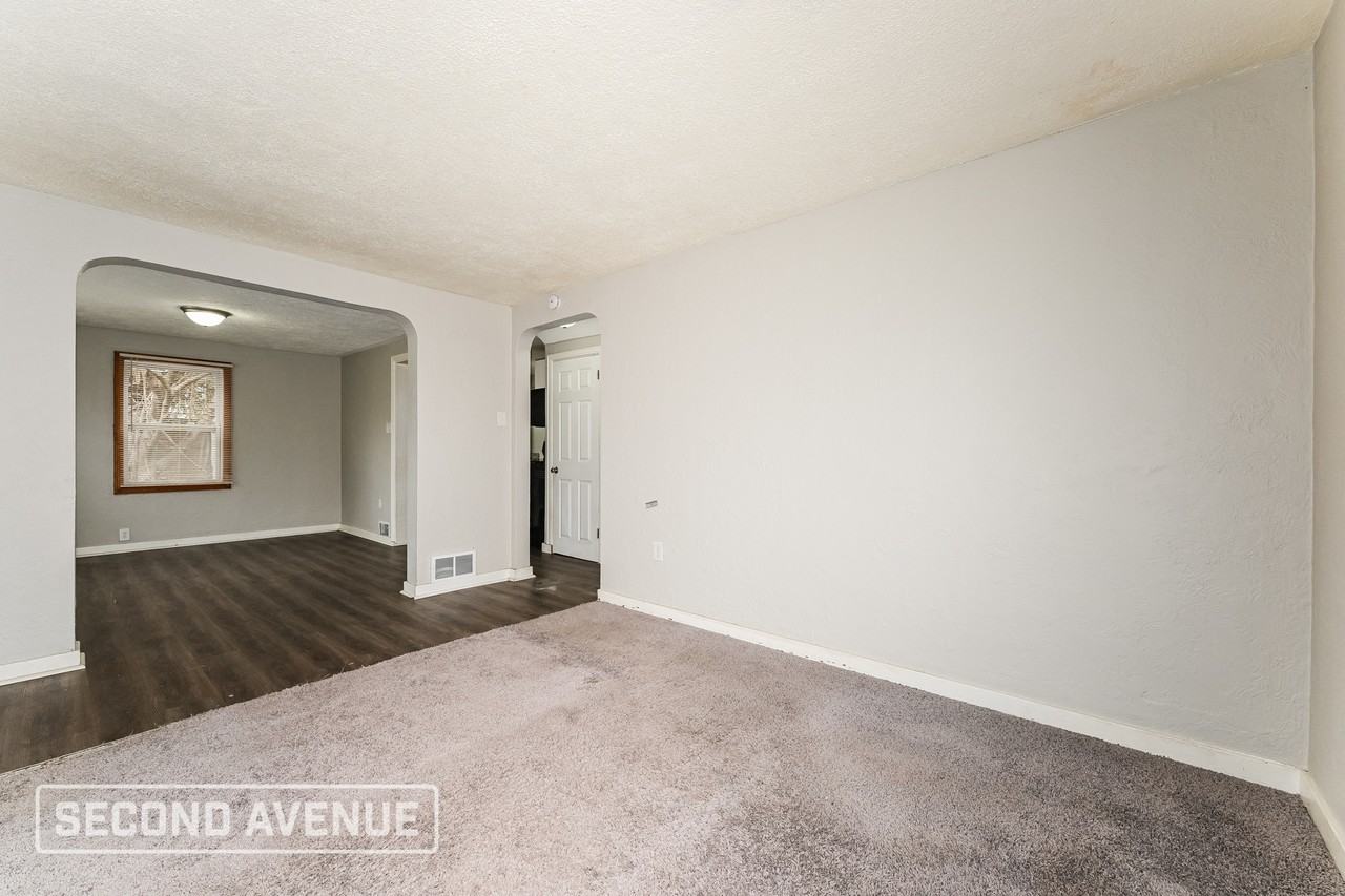 154 Collins Dr - Photo 6 of 27