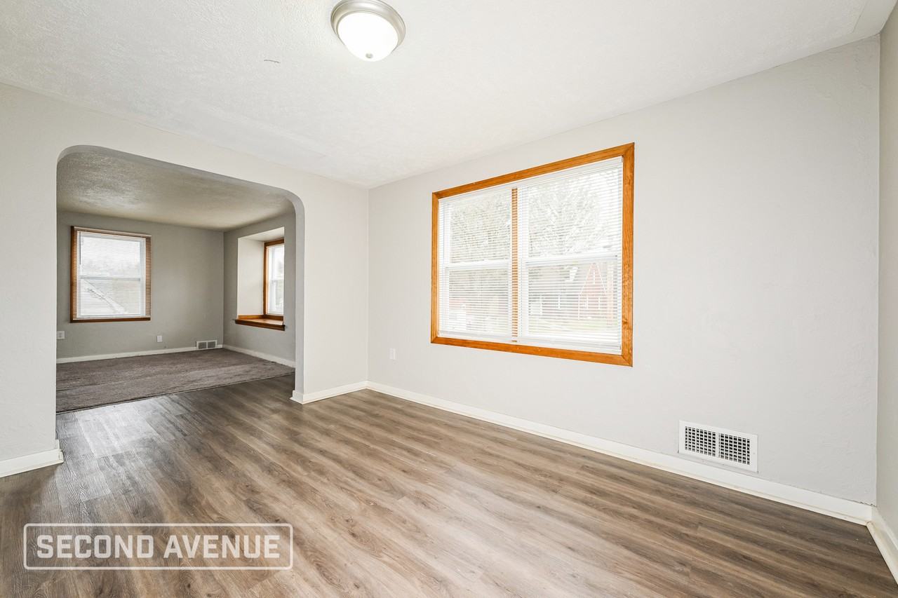 154 Collins Dr - Photo 7 of 27
