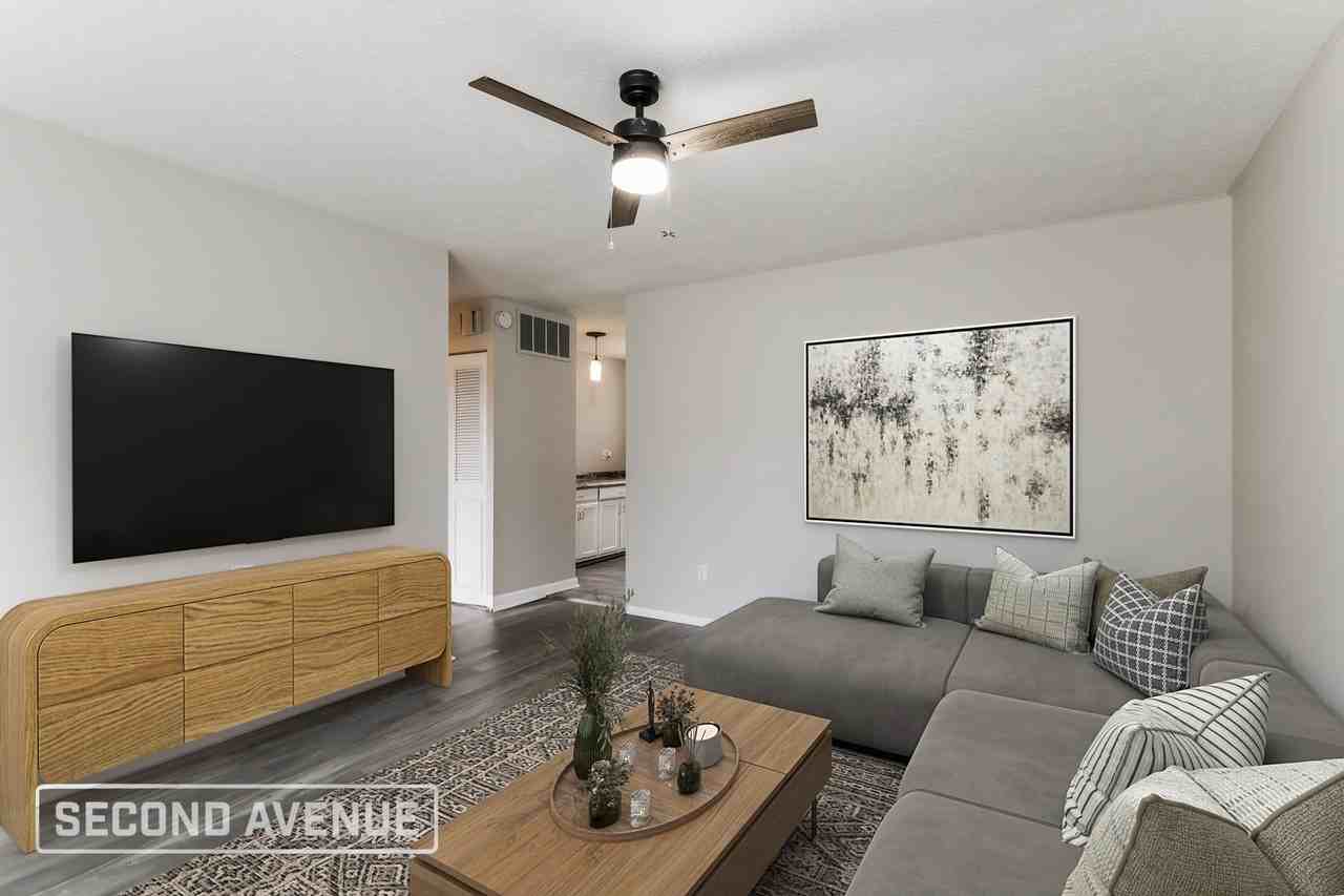 7505 Marie Anna Dr - Photo 2 of 26