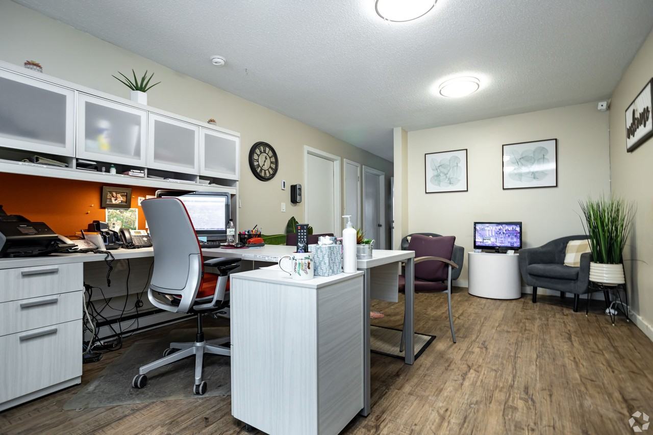 Ontario Village Apartments - Photo 7 of 50