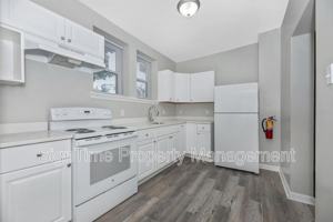 featured image of 531 Salem Ave #1