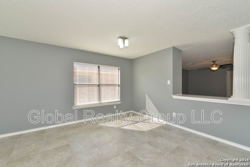 2929 Cottonwood Dr - Photo 3 of 19