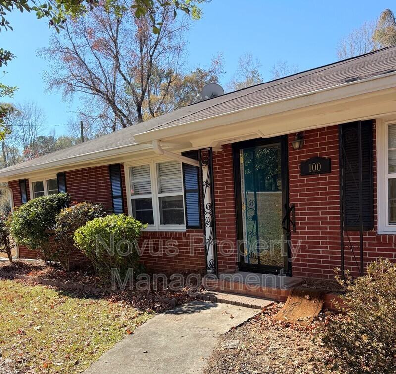 100 W Greenwood Dr - Photo 2 of 17