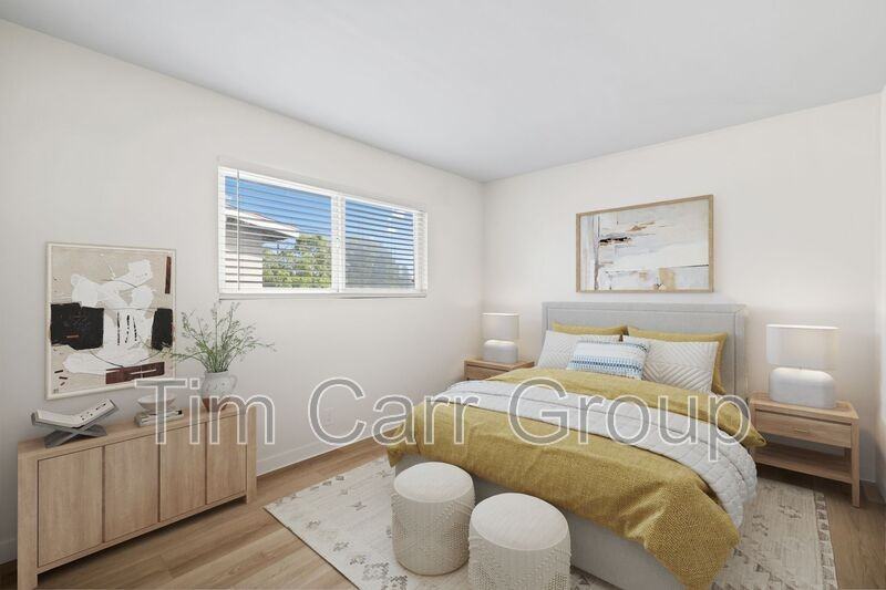 121 E Bay St #D - Photo 7 of 15
