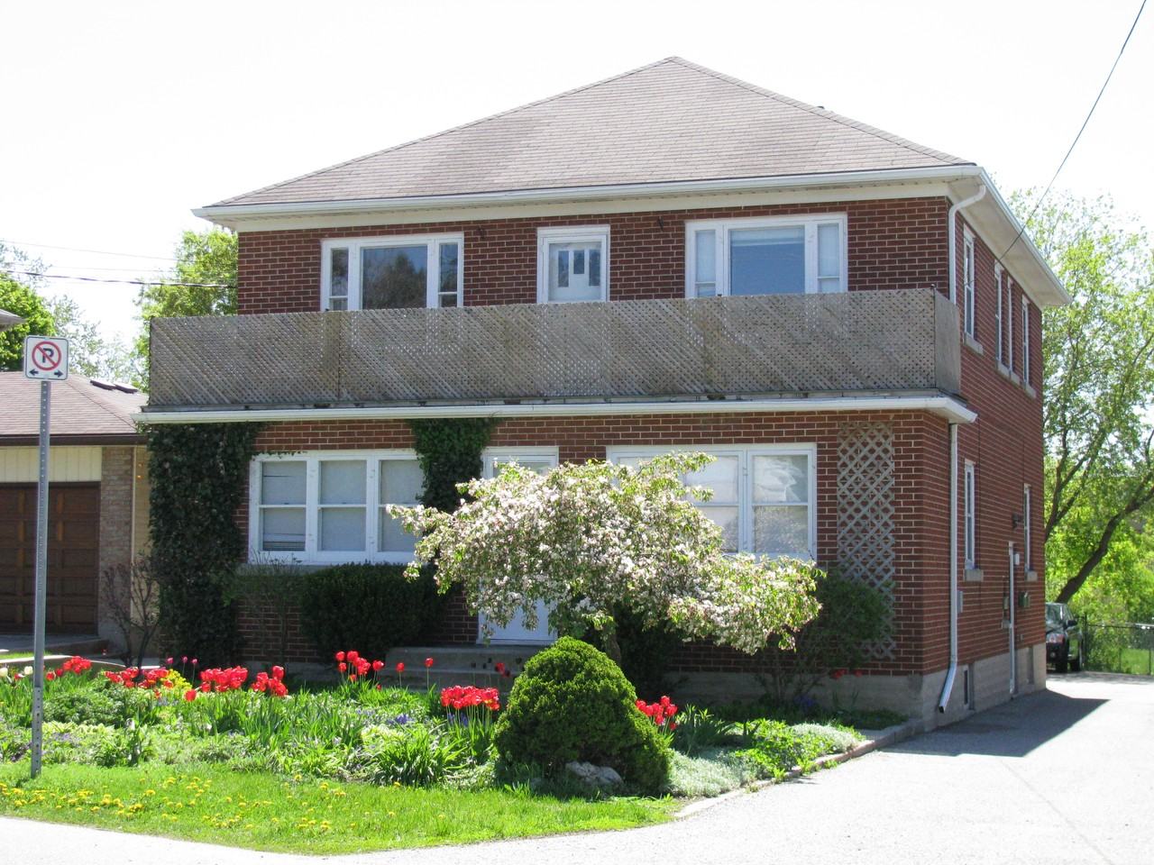 98 Gage Avenue #C - Photo 2 of 21