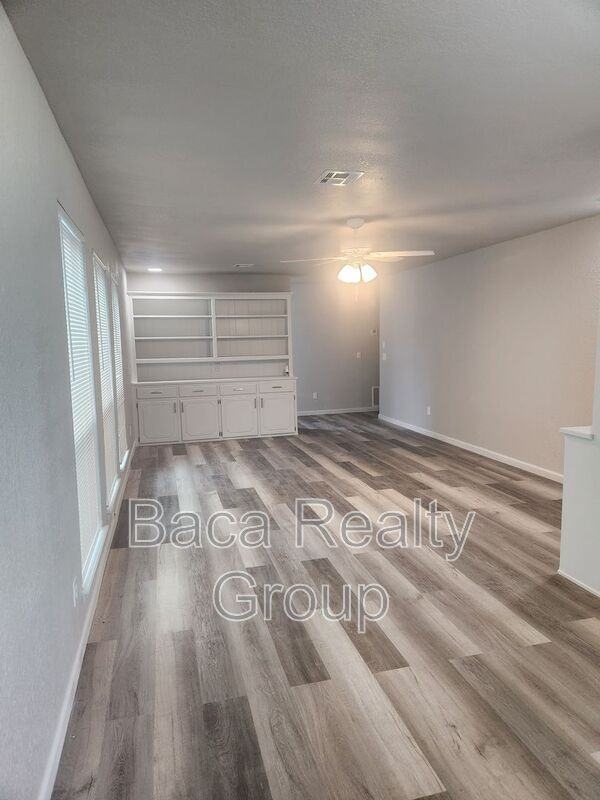 8402 Wakefield St - Photo 2 of 15