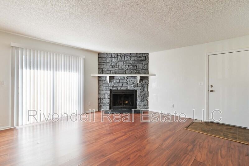 18051 E Kentucky Ave #104 - Photo 2 of 12