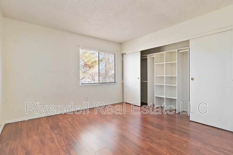 18051 E Kentucky Ave #104 - Photo 6 of 12