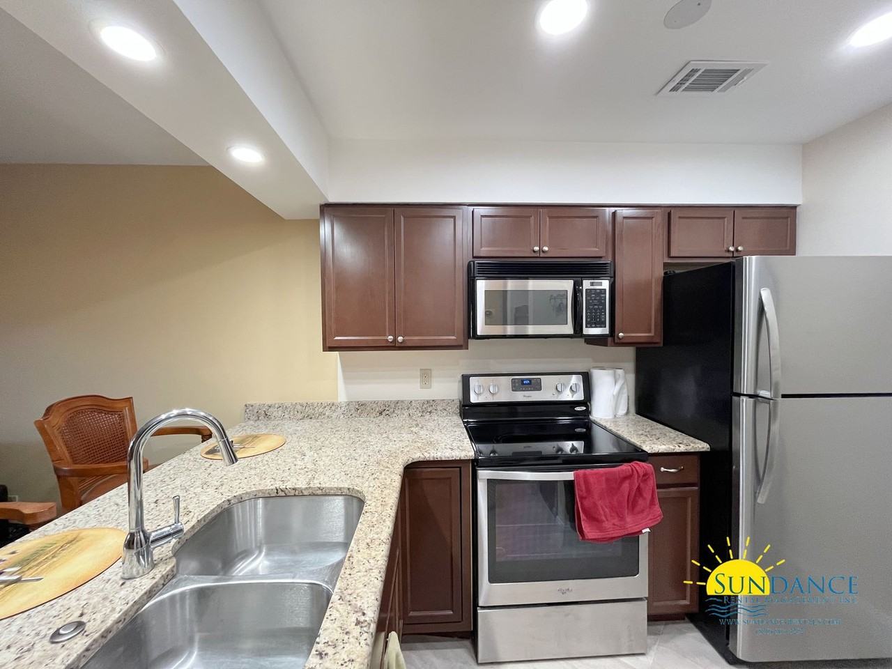 207 Southlake Ct - Photo 6 of 15