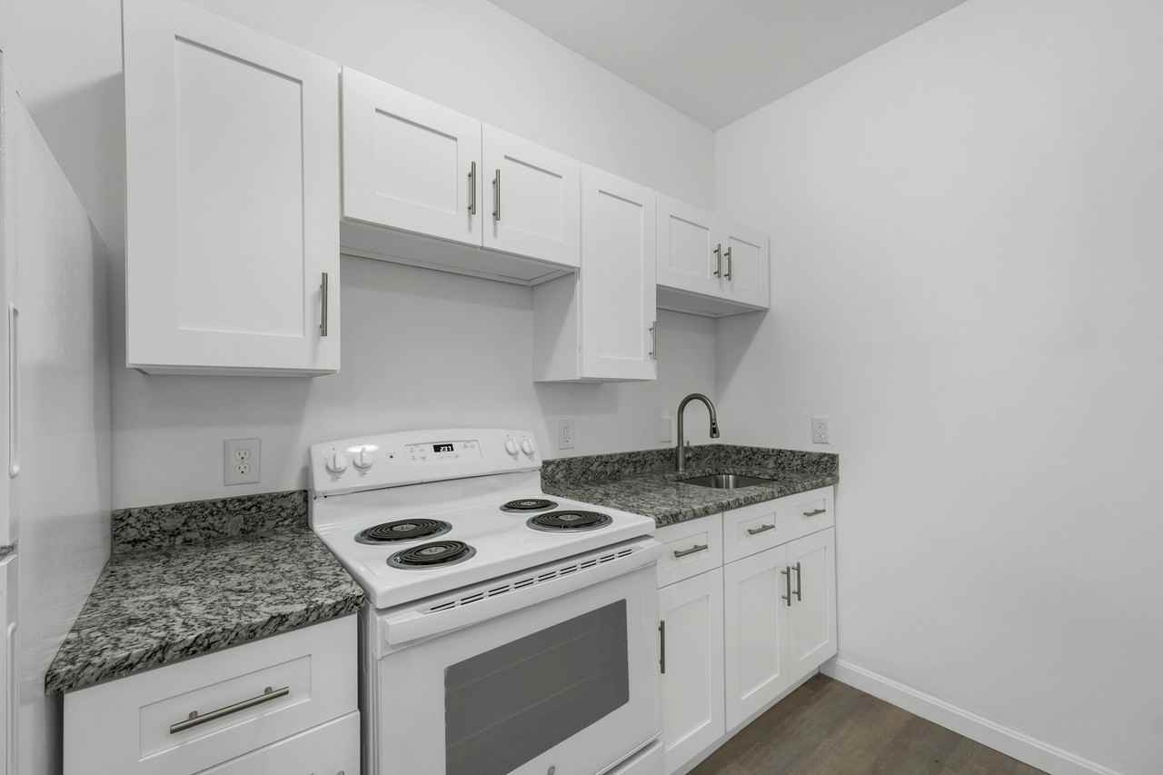 686 Union - Photo 2 of 12