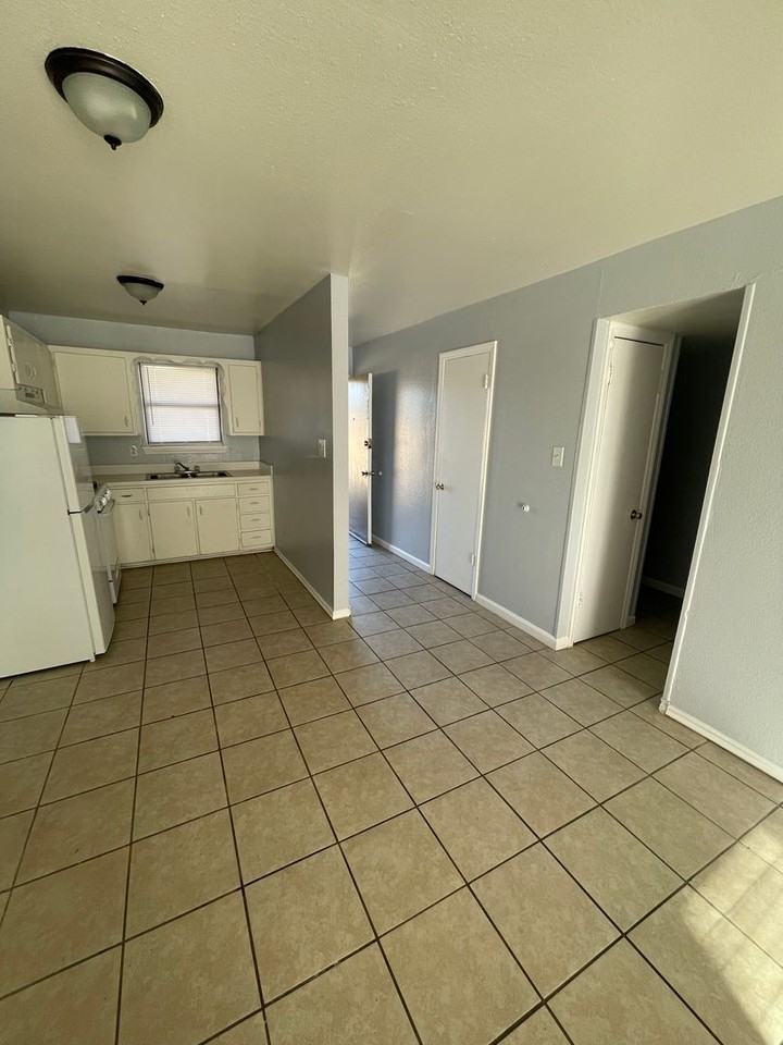 Westway Apartments - Photo 2 of 6