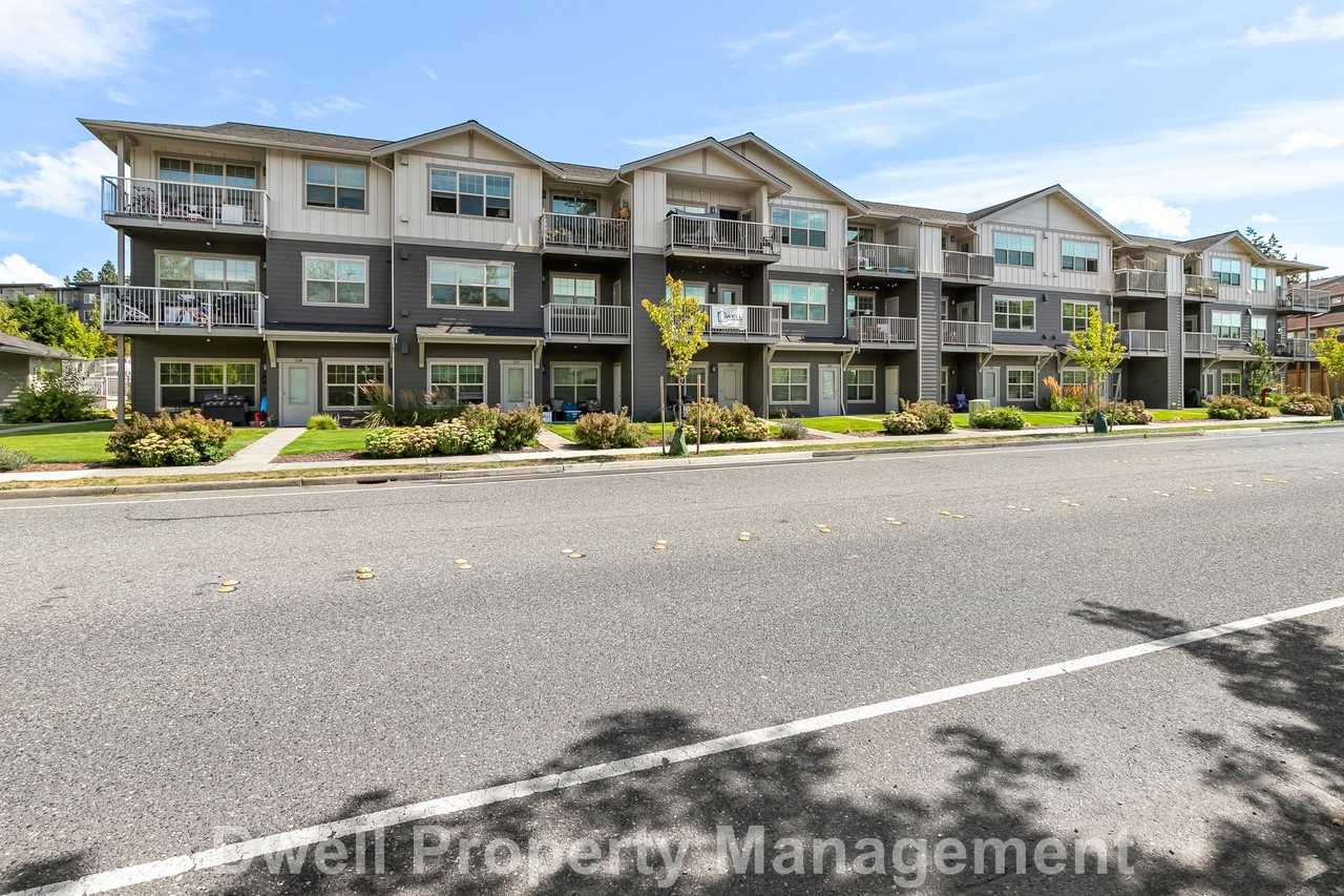 Prince Avenue Apartments - Photo 3 of 19