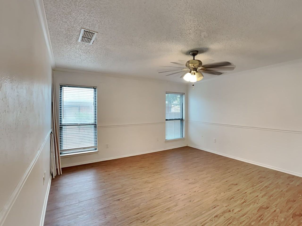 3033 Mossy Oak Ln - Photo 7 of 13