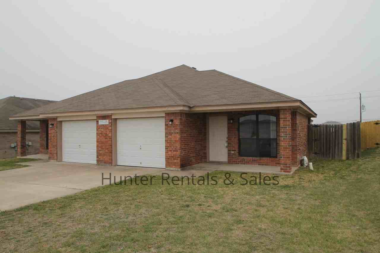 3507B Dustin Ct - Photo 2 of 29