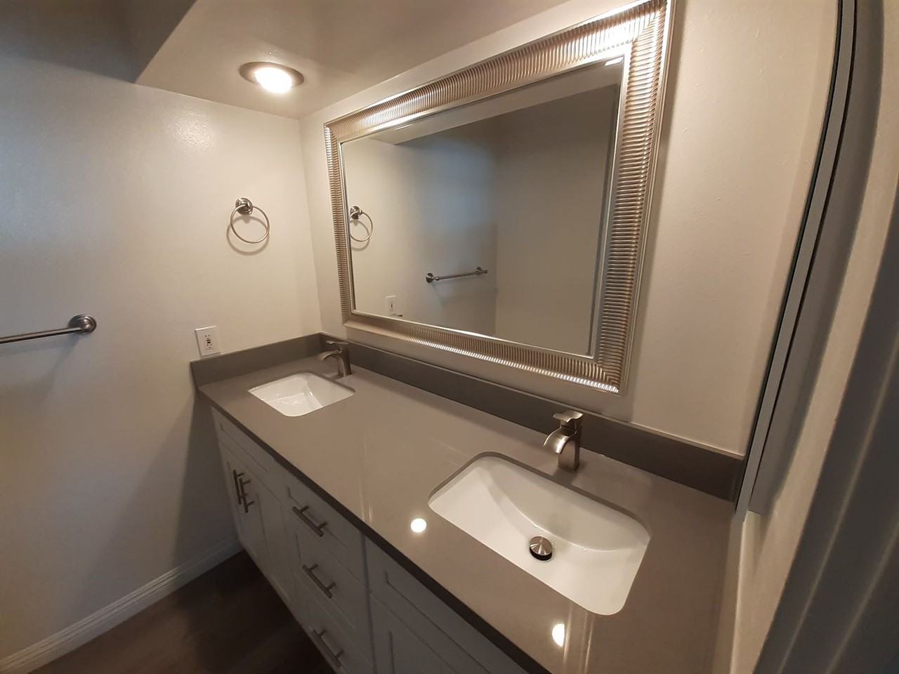 1731 Bedford Ln #1731F - Photo 2 of 10