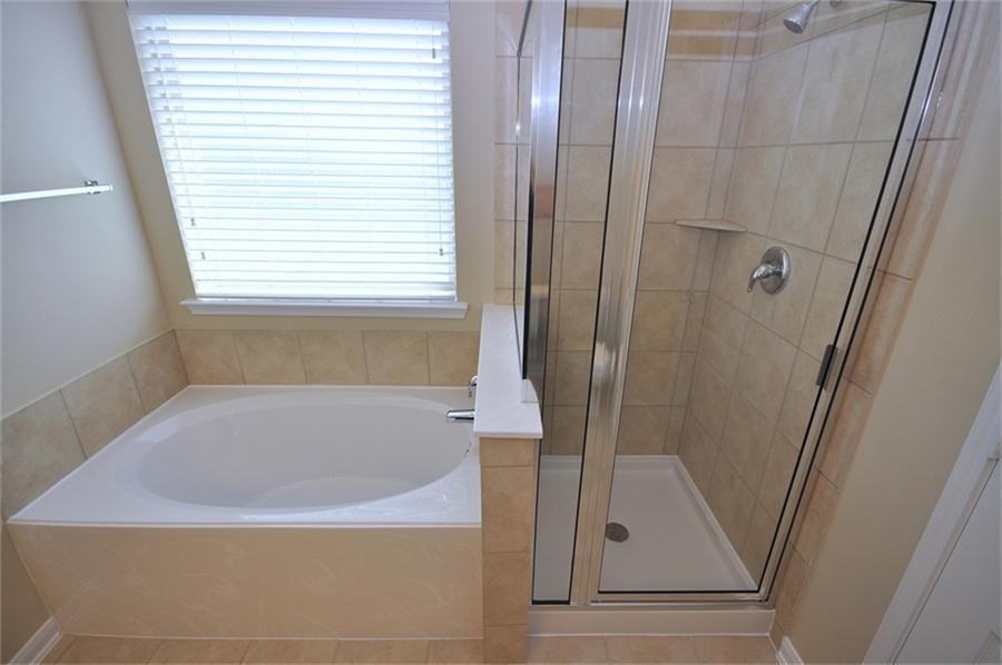 20519 Keegans Ledge Ln - Photo 4 of 28