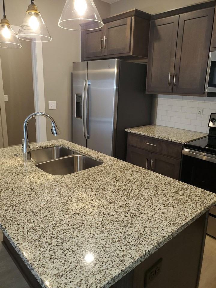 12032 W 33rd St N - Photo 7 of 19