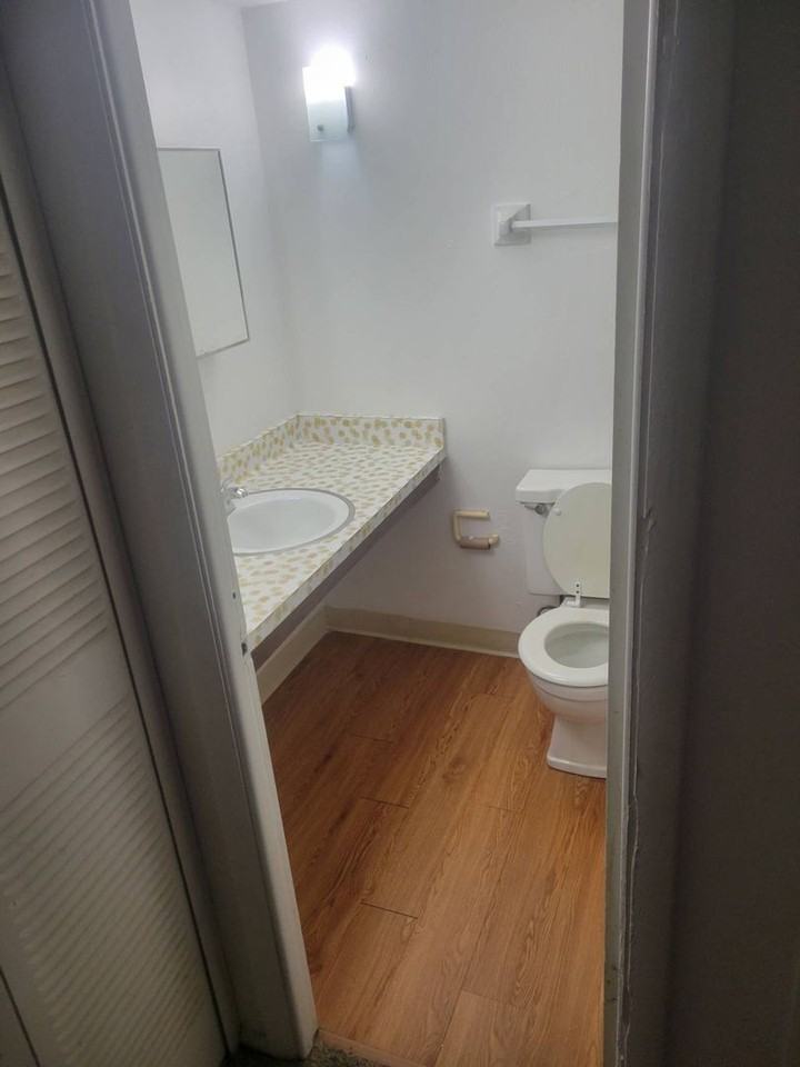 8836E N 95th St - Photo 4 of 25