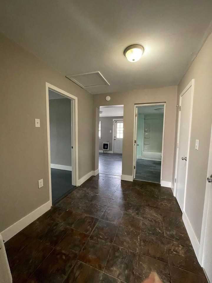 722 Briggs Ave - Photo 5 of 9