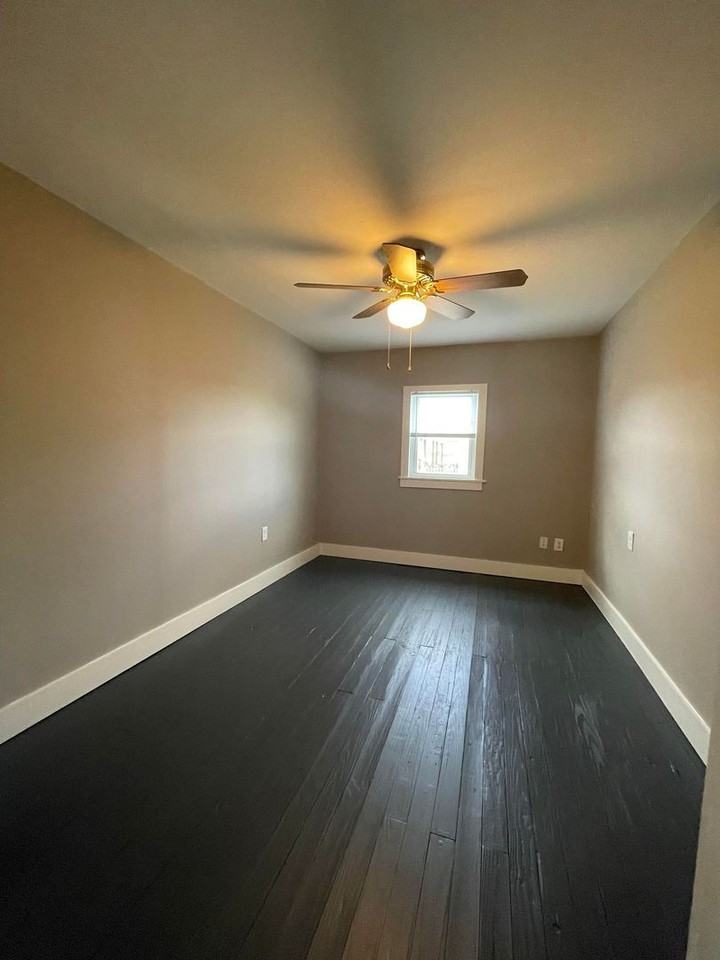 722 Briggs Ave - Photo 6 of 9