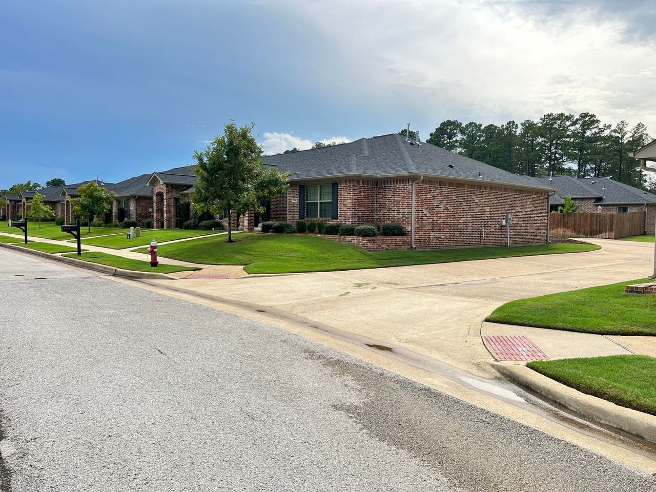 5045 Shiloh Ridge Dr - Photo 2 of 23