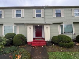 featured image of 6633 N Vancouver Ave