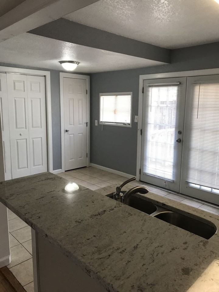 3712 31st Street - Photo 4 of 11