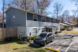 featured image of 1025 Sw 60th Ter