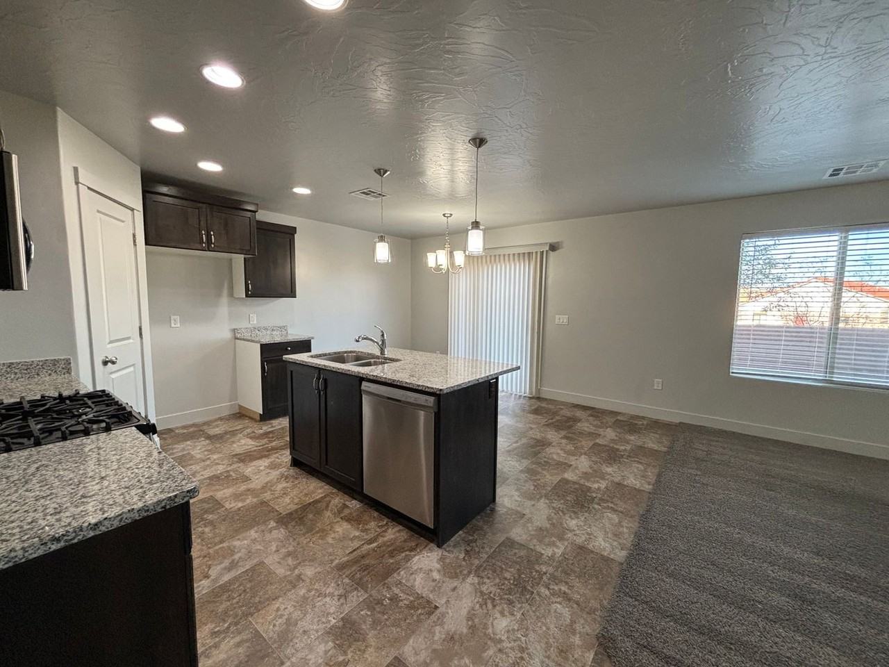 3102 S Relic Ridge Dr - Photo 5 of 30