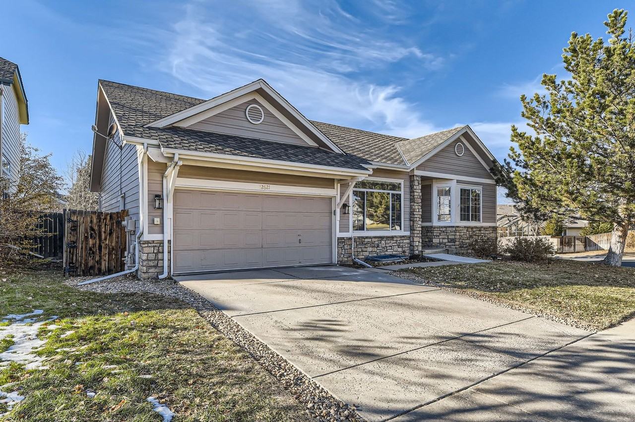 12621 S Beaver Creek Ct - Photo 2 of 30