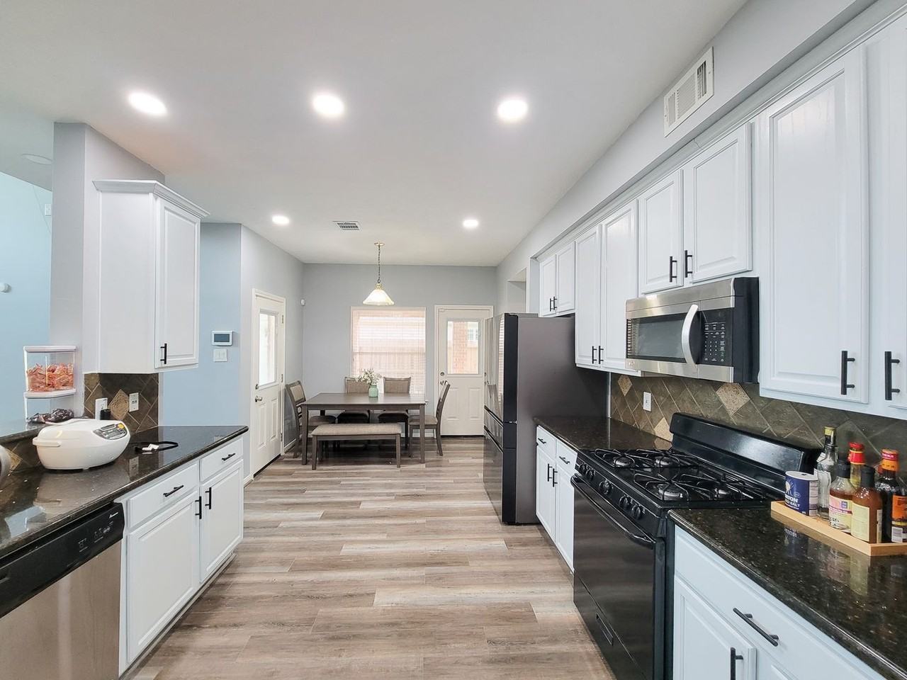 8914 San Patrico Ct - Photo 3 of 50