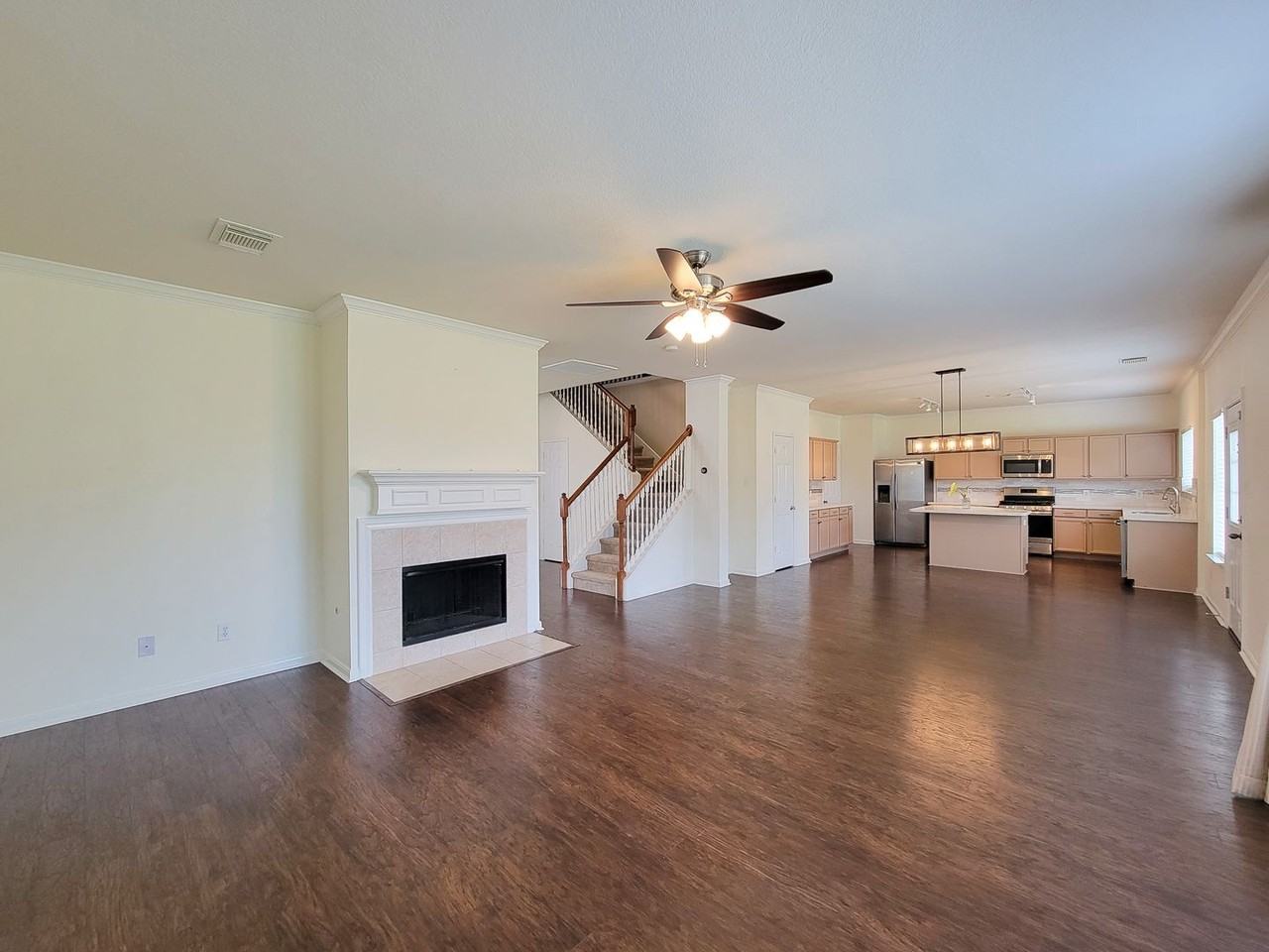 542 Cedar Branch Dr - Photo 3 of 42