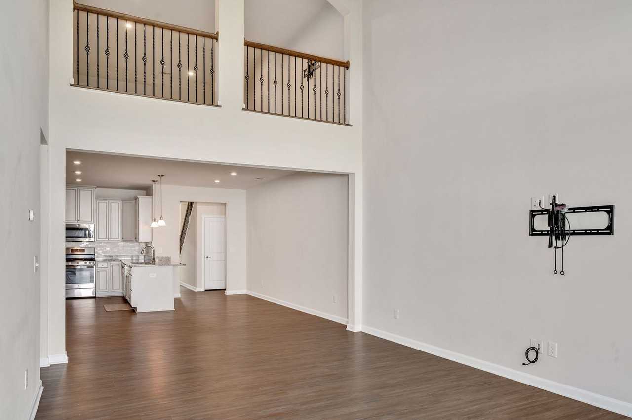 163 Brier Ridge Dr - Photo 3 of 20