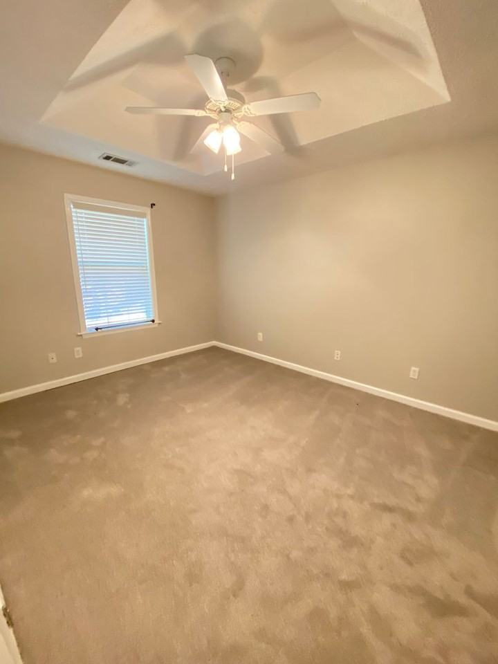 1249 Aubie Dr - Photo 5 of 9