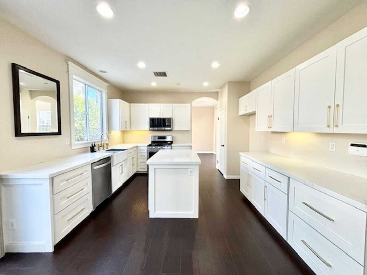 417 Morado Pl - Photo 7 of 43