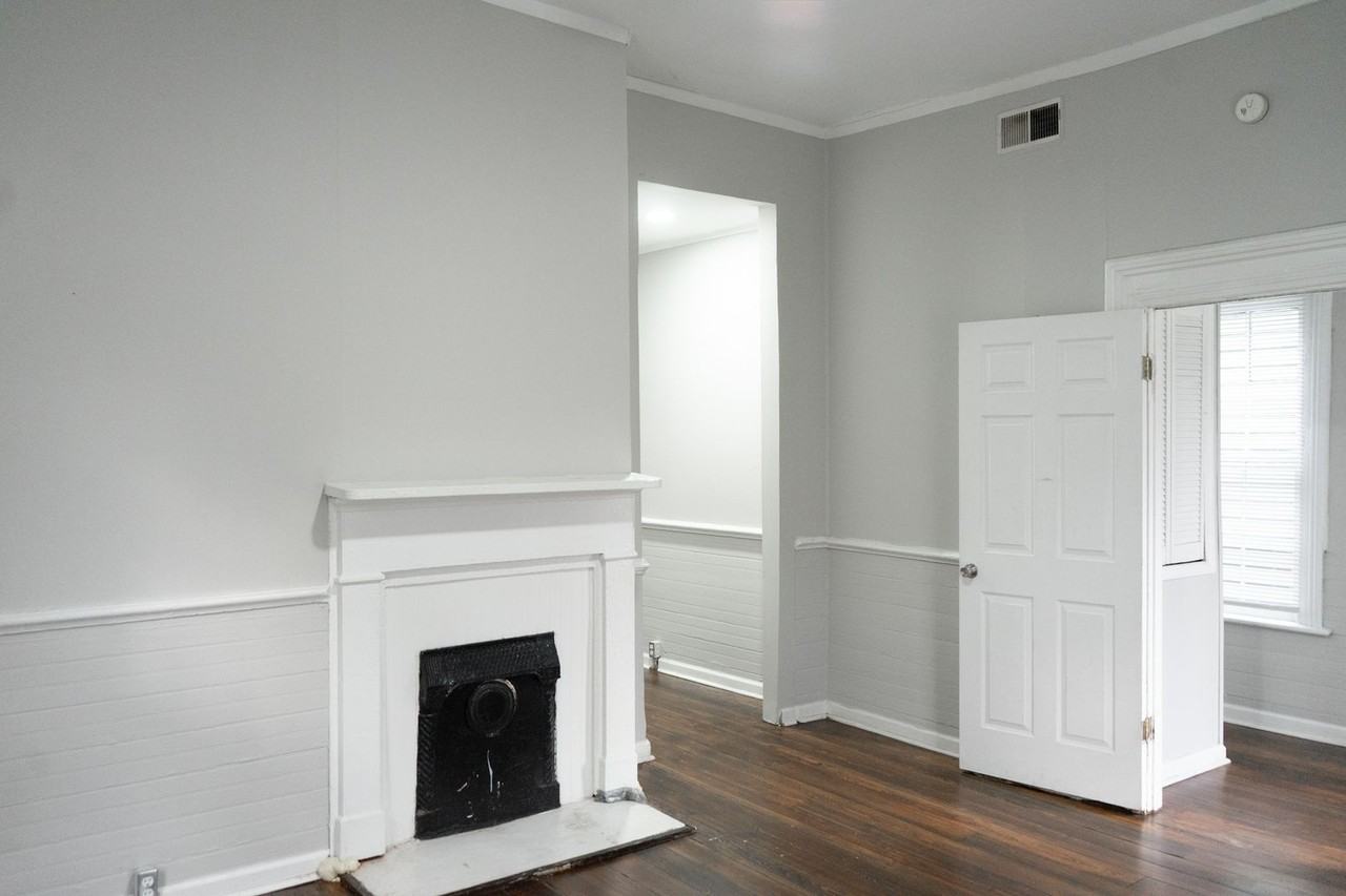 413 2nd St - Photo 6 of 16