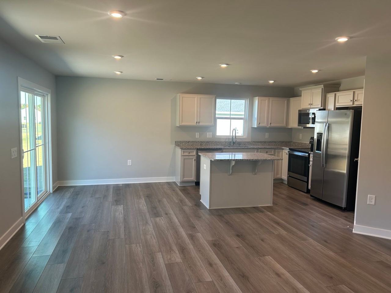 83 Braxton Way - Photo 3 of 11